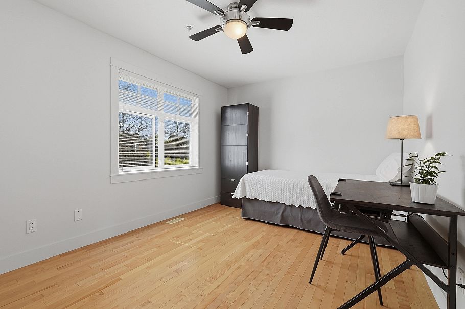 2761 E 53rd Avenue Vancouver, BC - 25