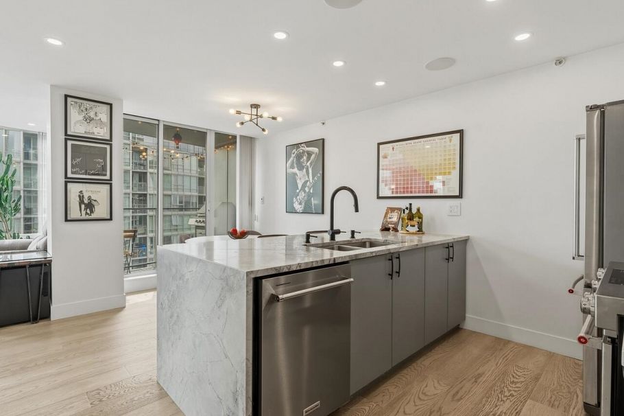 3106 1495 Richards Street Vancouver, BC - 5