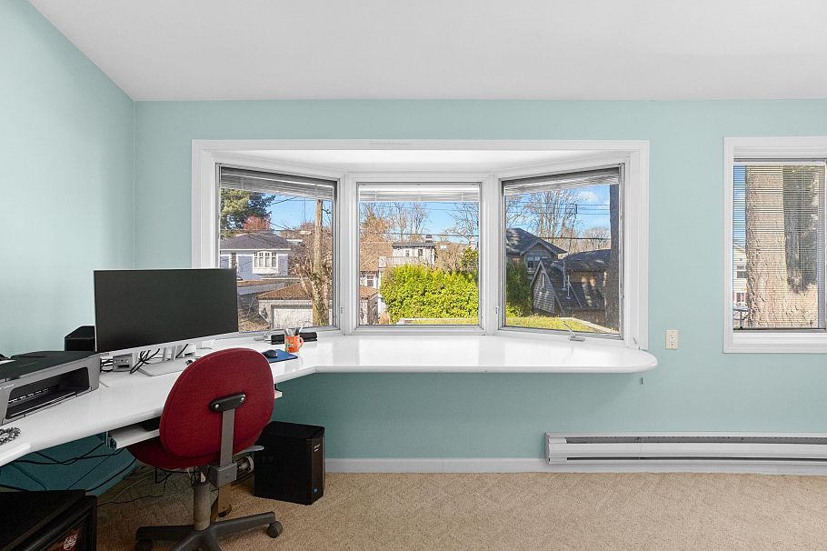 4367 W 15th Avenue Vancouver, BC - 24