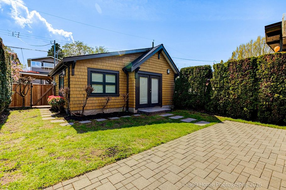 3820 W 21st Avenue Vancouver, BC - 33