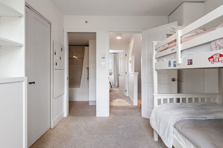 301 2688 Watson Street Vancouver, BC - 23