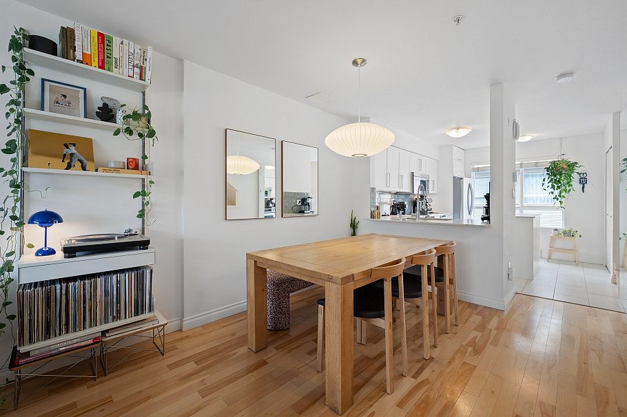 303 2688 Watson Street Vancouver, BC - 6