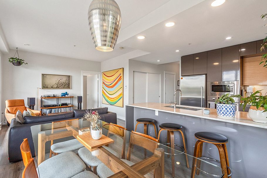 407 1327 Draycott Road North Vancouver, BC - 8