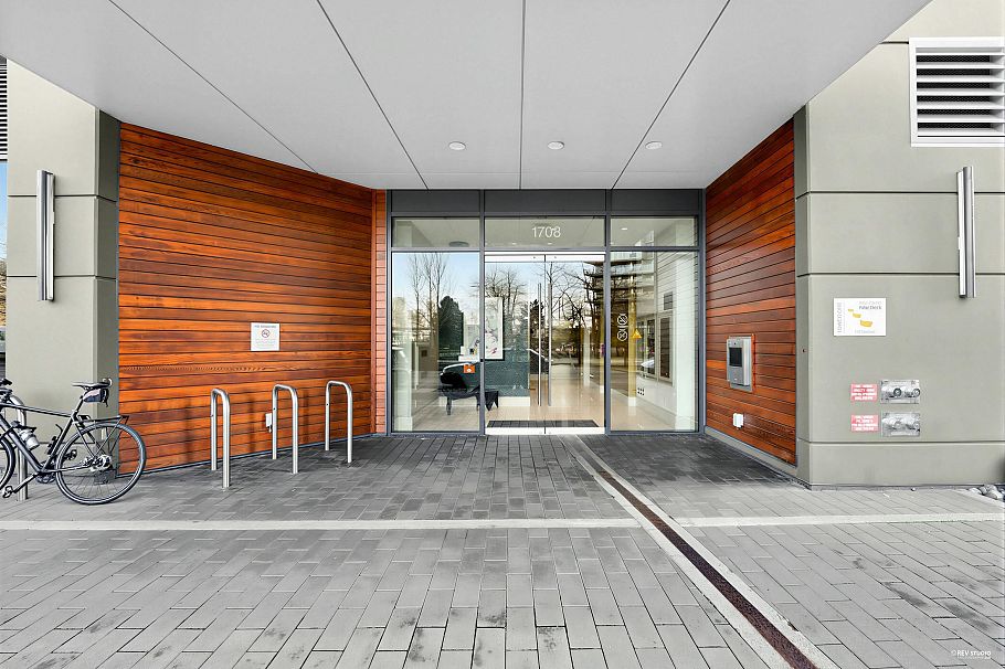 909 1708 Columbia Street Vancouver, BC - 24