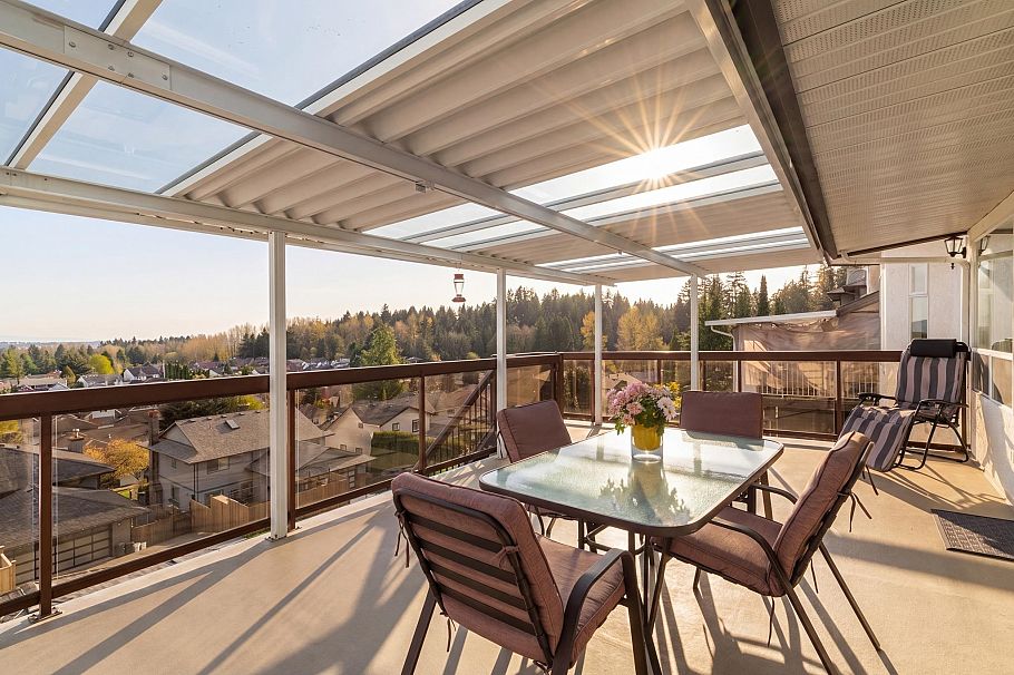 547 Tempe Crescent North Vancouver, BC - 10