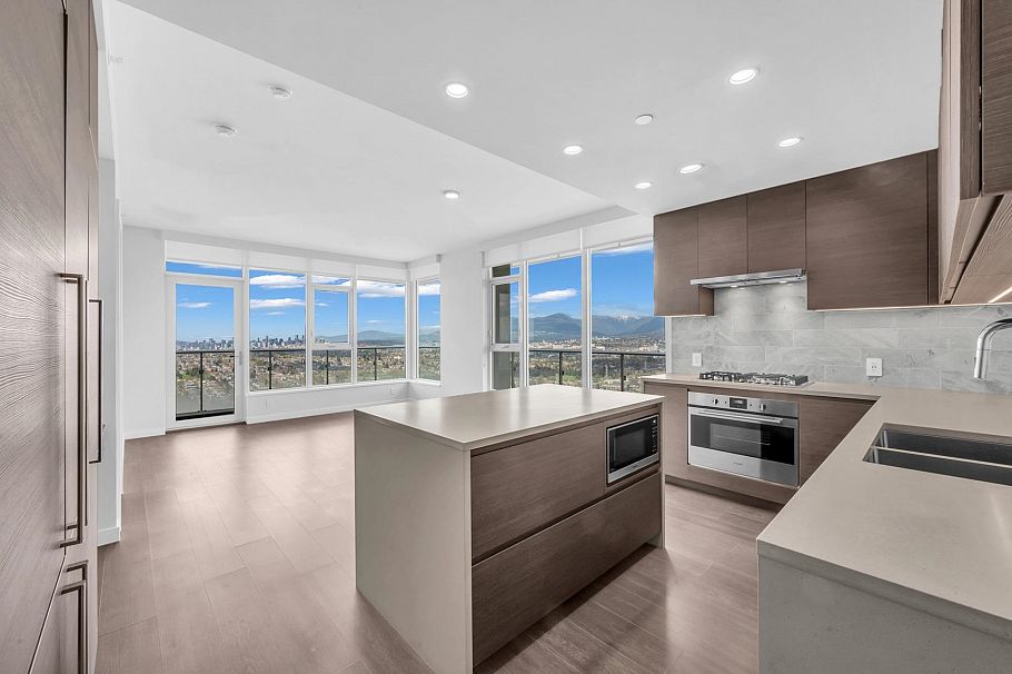 4910 2108 Gilmore Avenue Burnaby, BC - 5