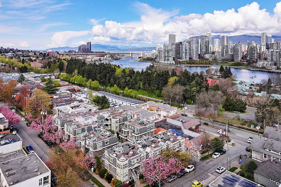 2251 Heather Street Vancouver, BC - 25