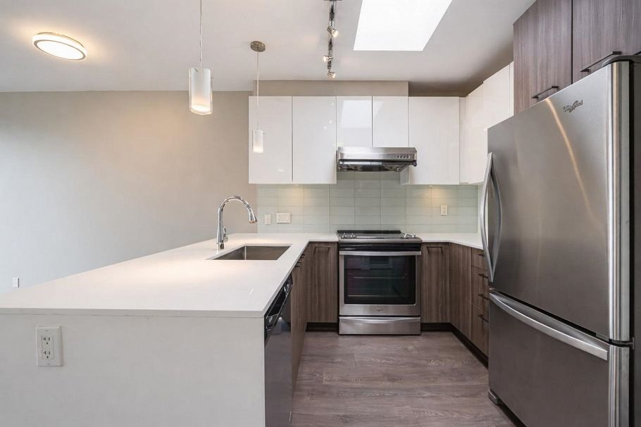 PH01 6555 Victoria Drive Vancouver, BC - 9