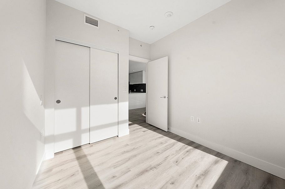 609 3451 Sawmill Crescent Vancouver, BC - 18