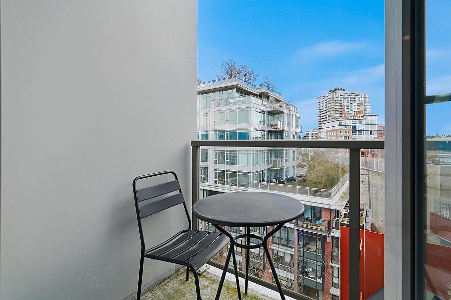 904 251 E 7th Avenue Vancouver, BC - 16