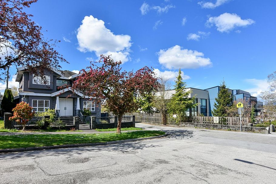 3506 Haida Drive Vancouver, BC - 2