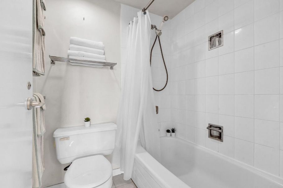 512 4900 Cartier Street Vancouver, BC - 27