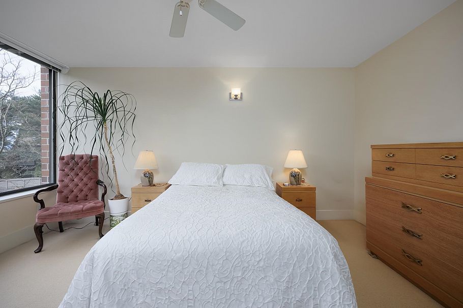 112 4101 Yew Street Vancouver, BC - 19