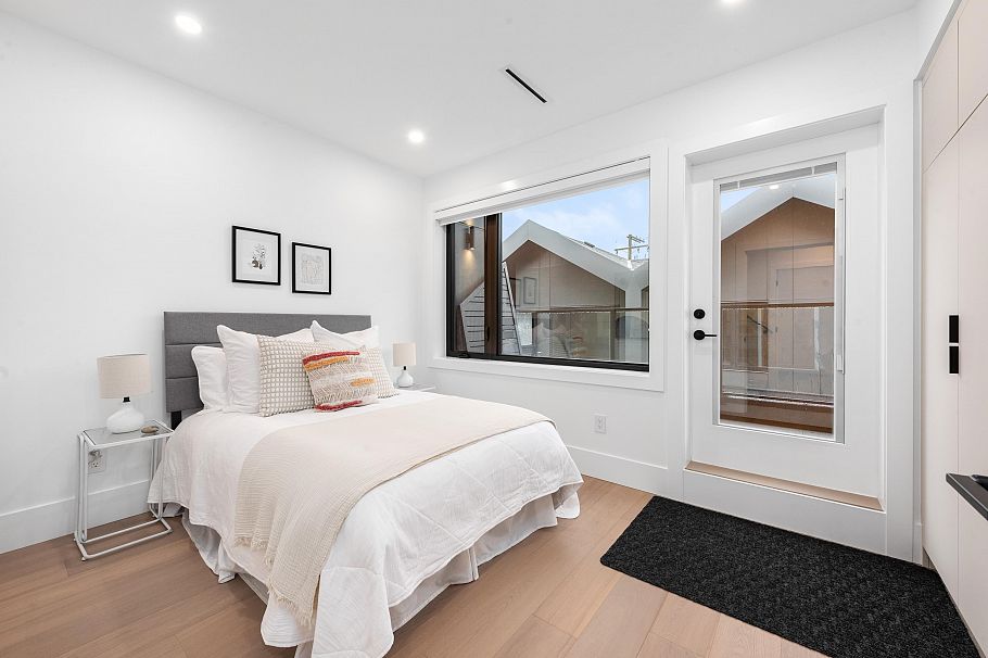 1 275 W 17th Avenue Vancouver, BC - 11