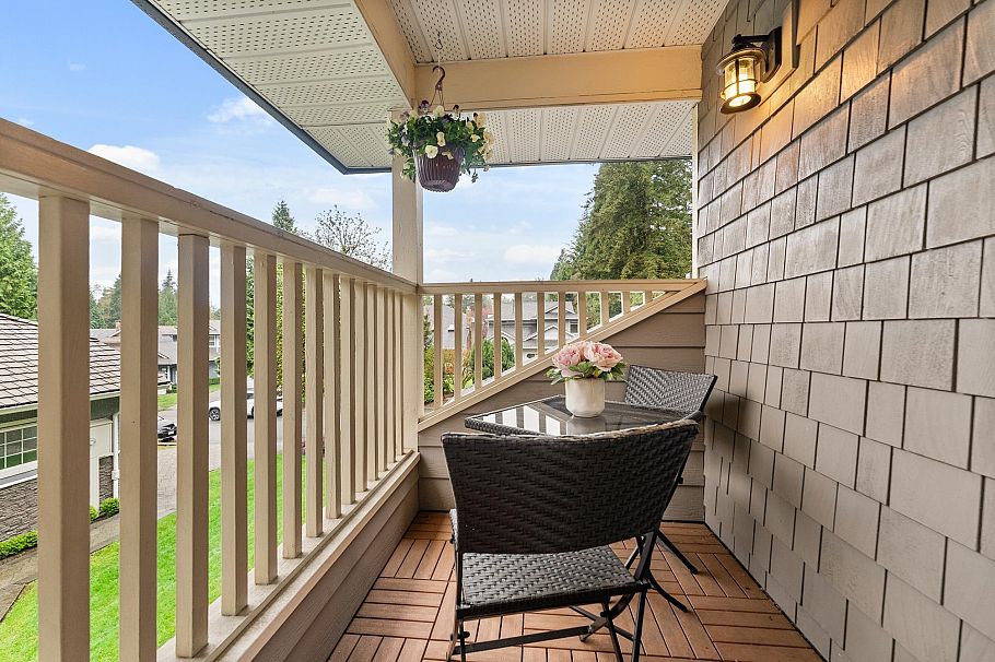 1530 Lighthall Court North Vancouver, BC - 27
