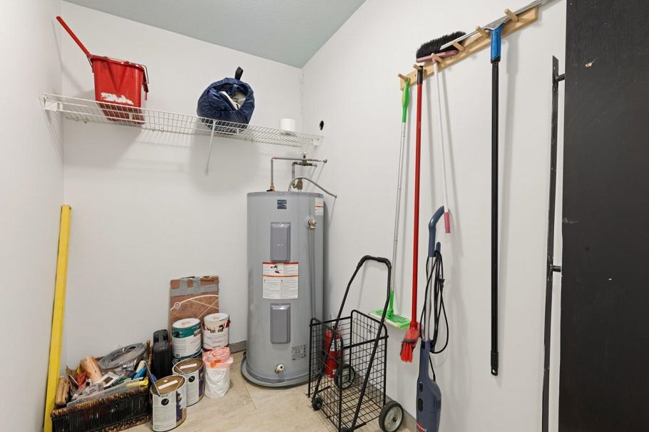 201 1554 Burnaby Street Vancouver, BC - 15