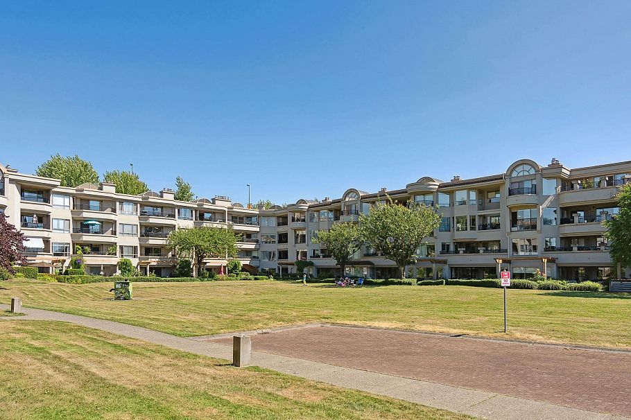 311 1869 Spyglass Place Vancouver, BC - 20