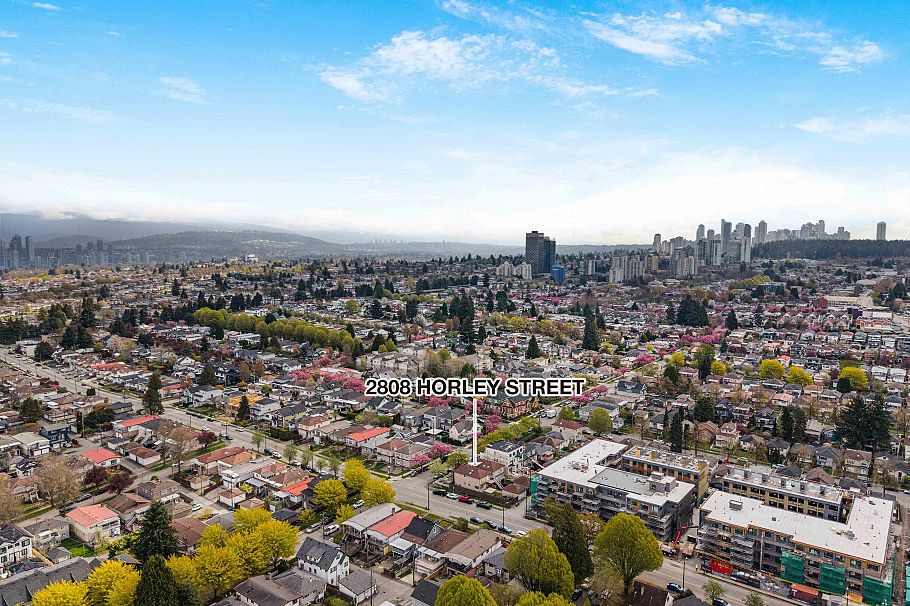 2808 Horley Street Vancouver, BC - 38