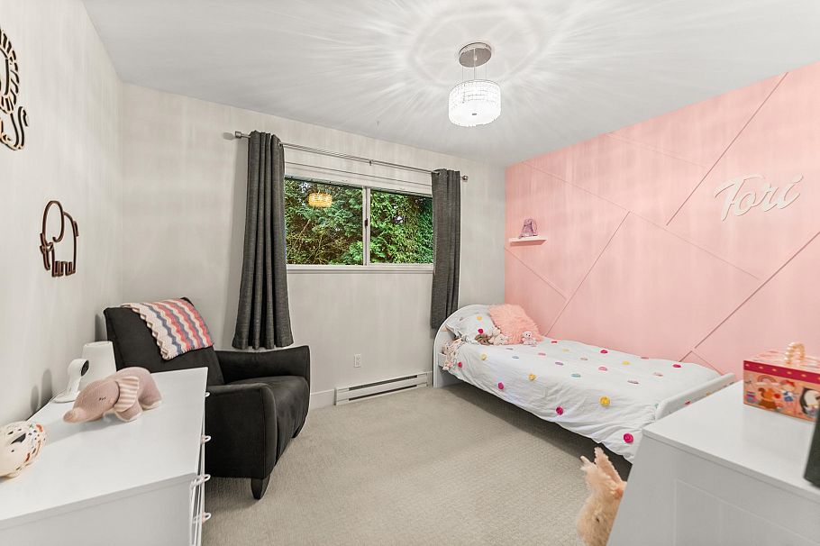 1530 Lighthall Court North Vancouver, BC - 21