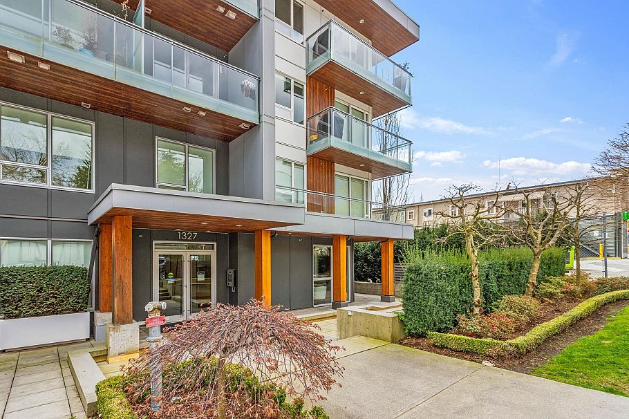 407 1327 Draycott Road North Vancouver, BC - 29