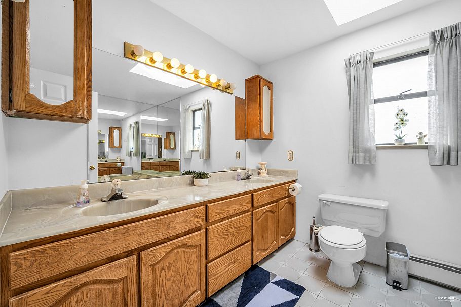 3088 School Avenue Vancouver, BC - 20