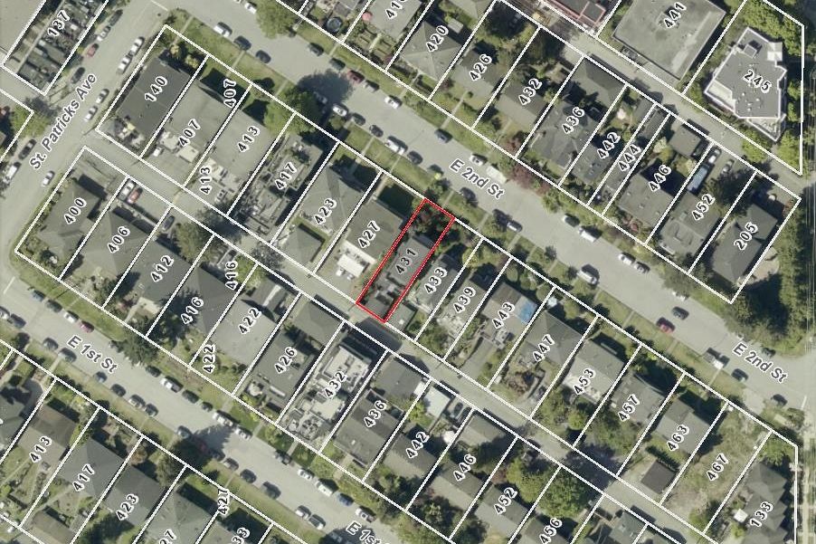 431 E 2nd Street North Vancouver, BC - 1