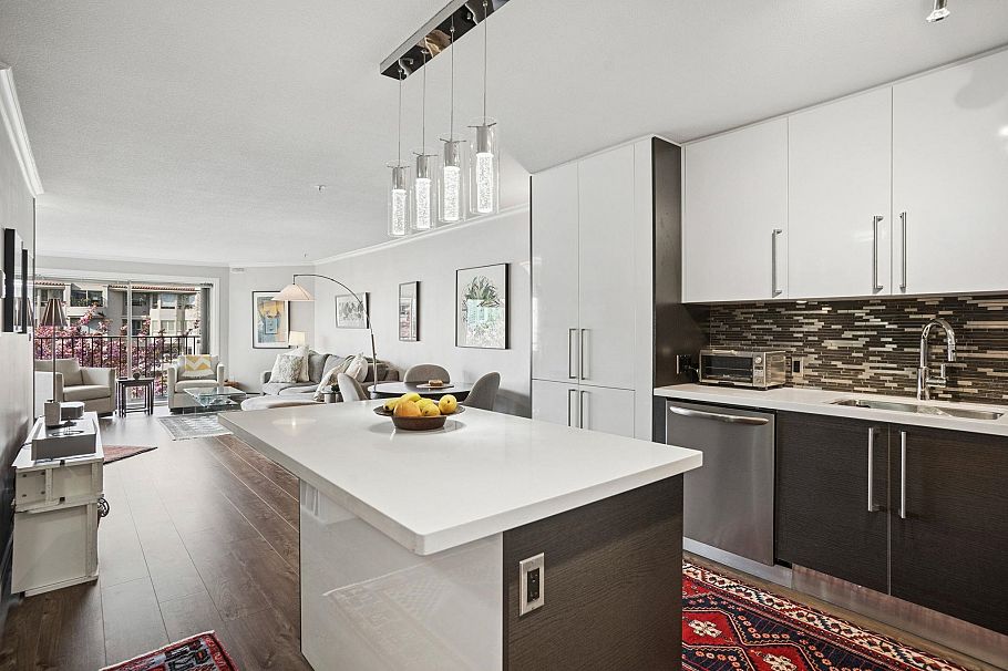 311 1869 Spyglass Place Vancouver, BC - 3