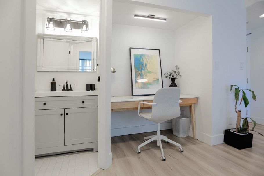 805 1166 Melville Street Vancouver, BC - 13