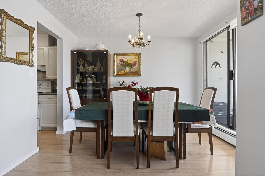 1105 701 W Victoria Park North Vancouver, BC - 9