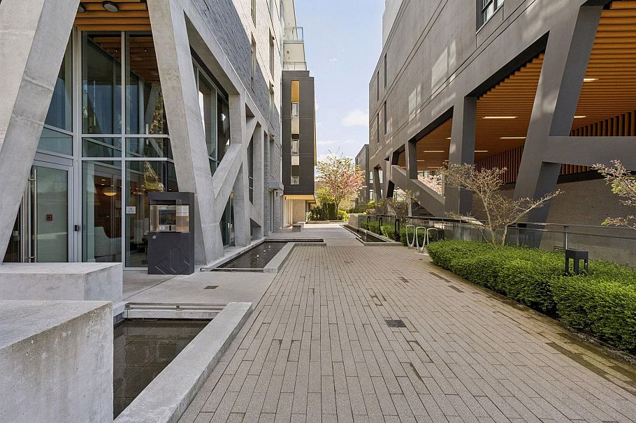 203 7428 Alberta Street Vancouver, BC - 2