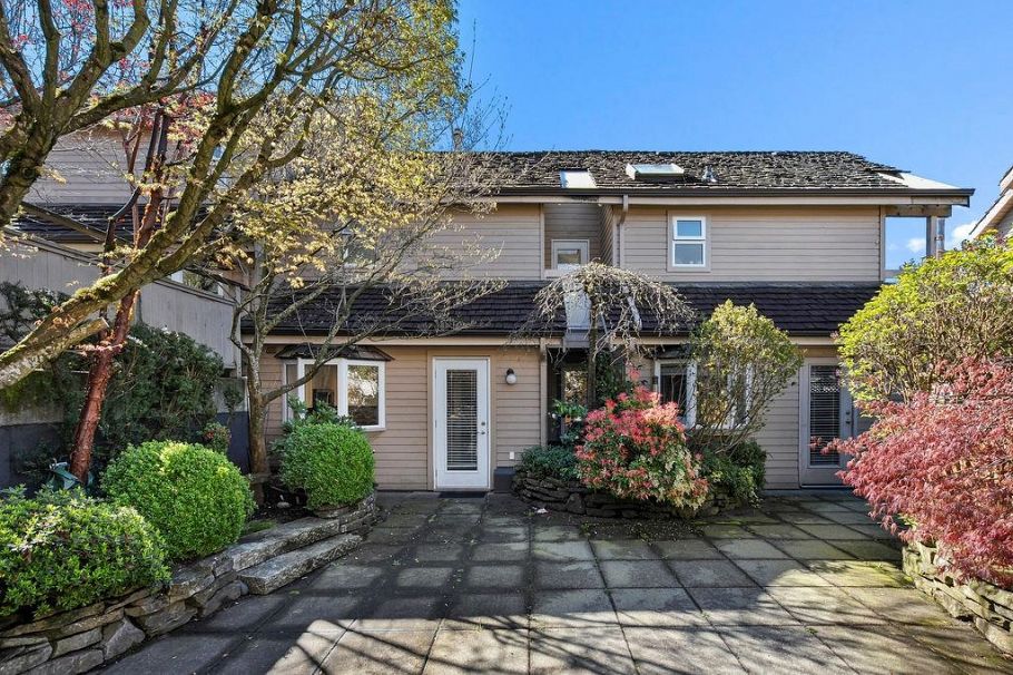 26 230 W 15th Street North Vancouver, BC - 29