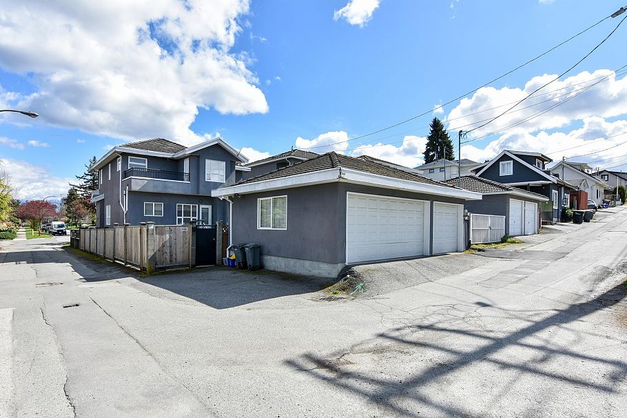 3506 Haida Drive Vancouver, BC - 3