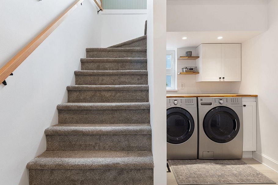 737-745 St. Andrews Avenue North Vancouver, BC - 35