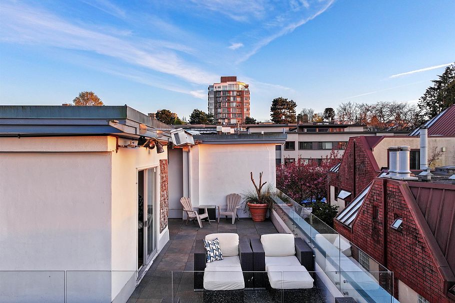 306 2469 Cornwall Avenue Vancouver, BC - 3