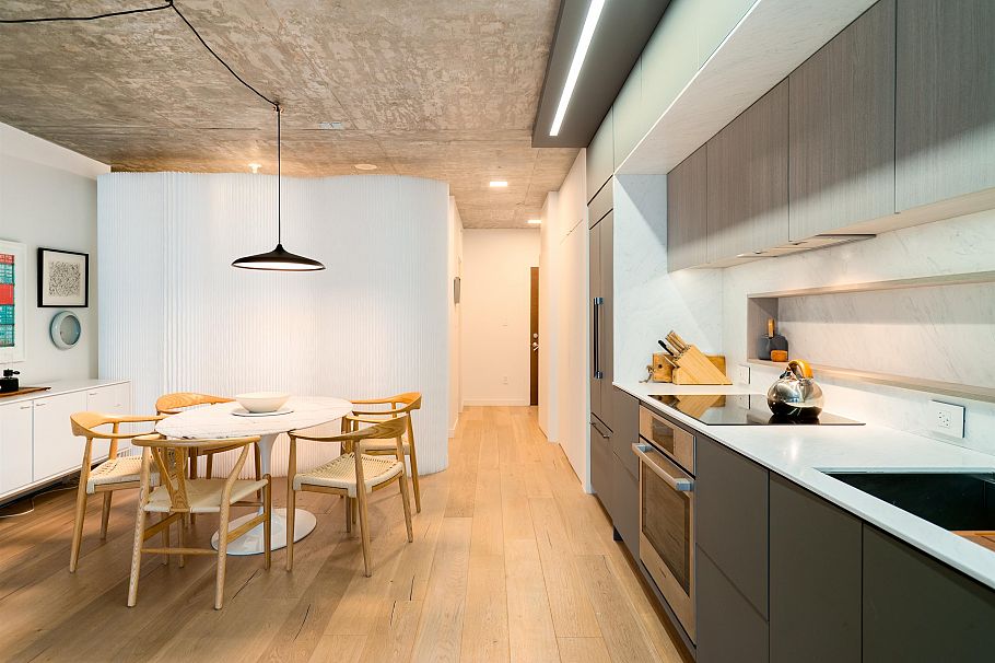 314 221 Union Street Vancouver, BC - 4