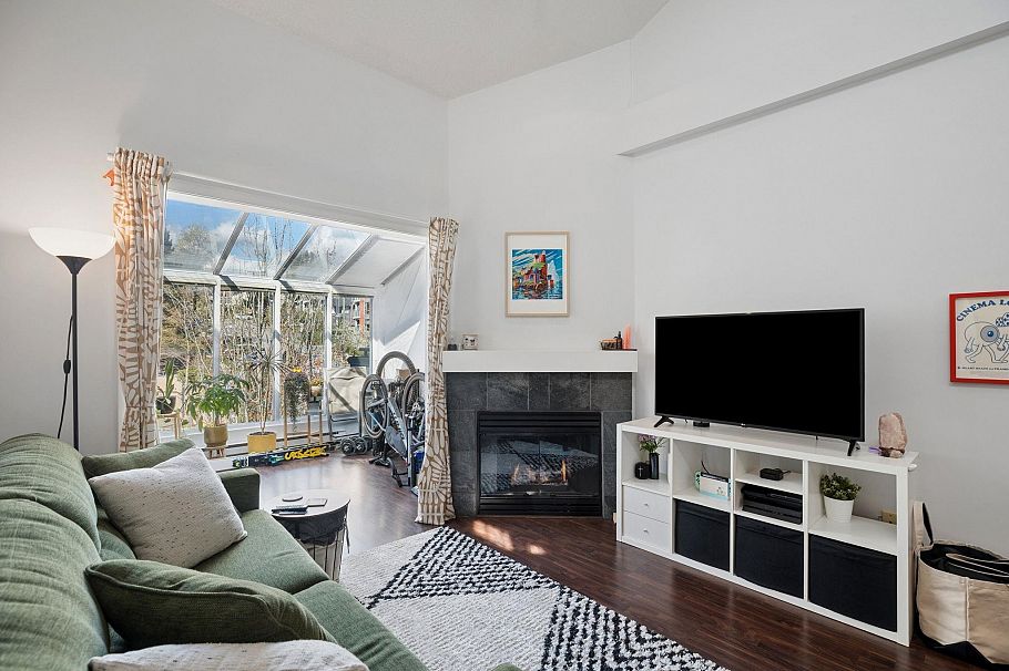 409 3768 Hastings Street Burnaby, BC - 7