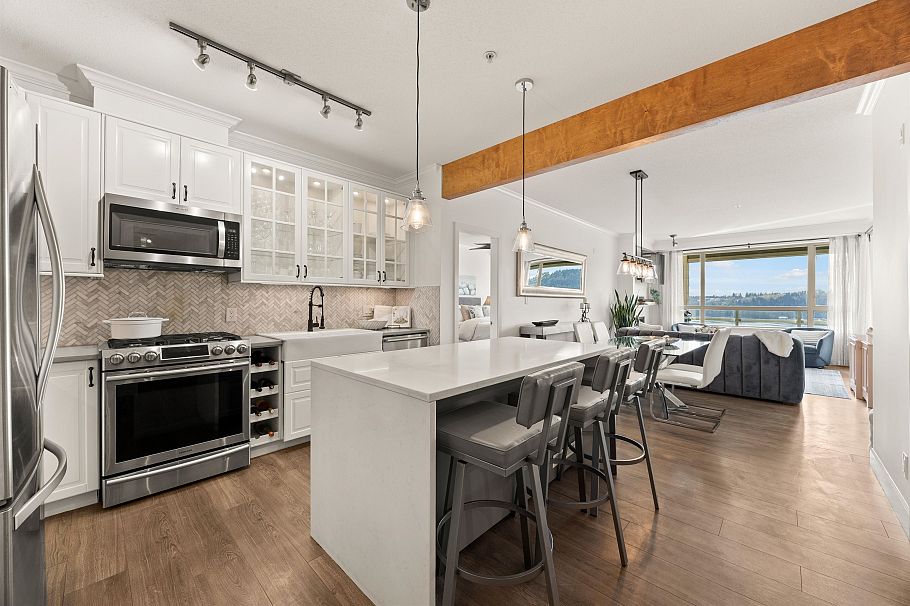 307 530 Raven Woods Drive North Vancouver, BC - 1