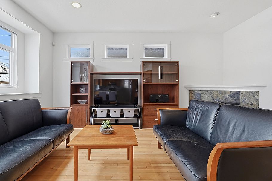 2761 E 53rd Avenue Vancouver, BC - 5