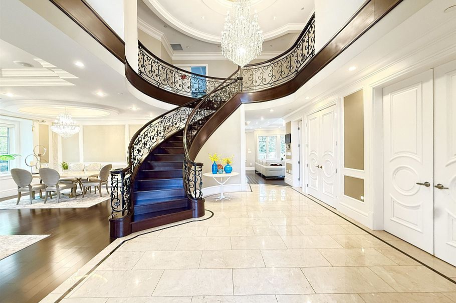 6011 Churchill Street Vancouver, BC - 9