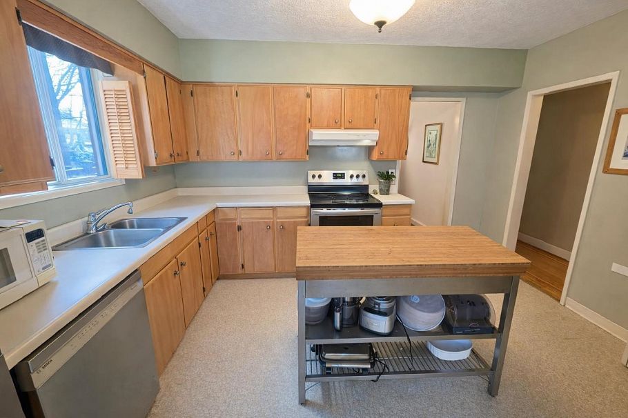 3425 W 33rd Avenue Vancouver, BC - 8