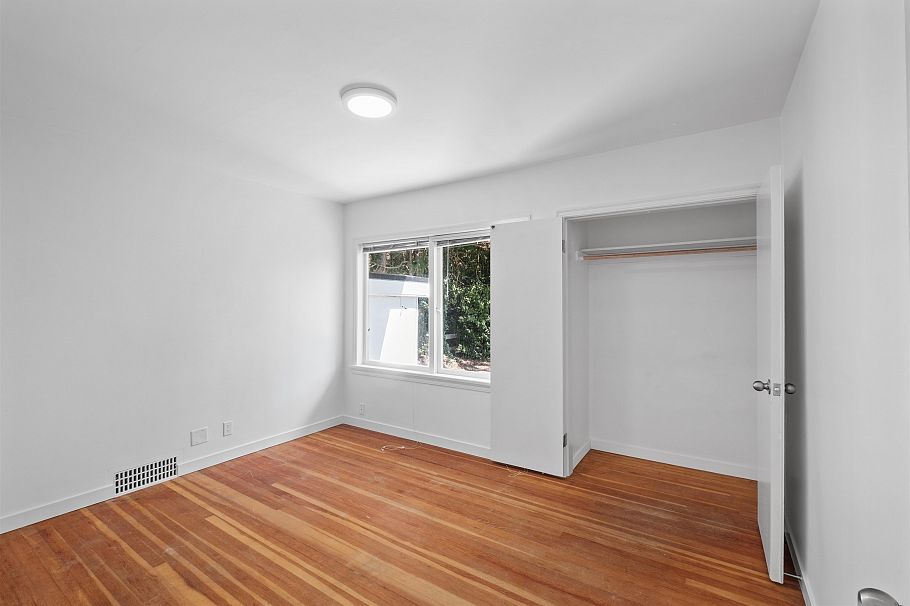 3894 Sunnycrest Drive North Vancouver, BC - 15