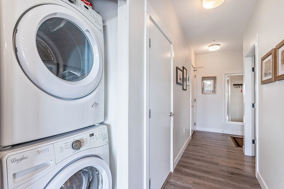 407 1327 Draycott Road North Vancouver, BC - 21