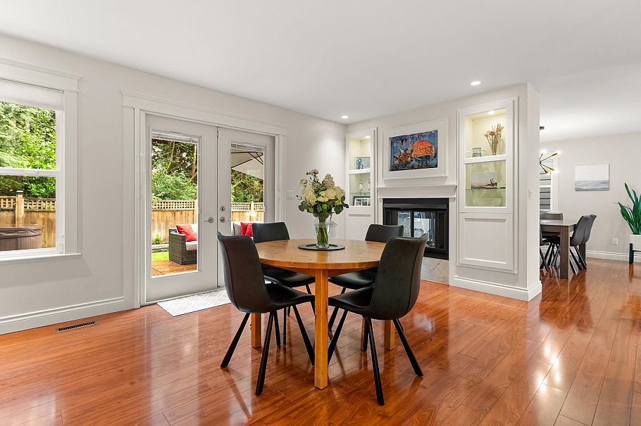 1530 Lighthall Court North Vancouver, BC - 16