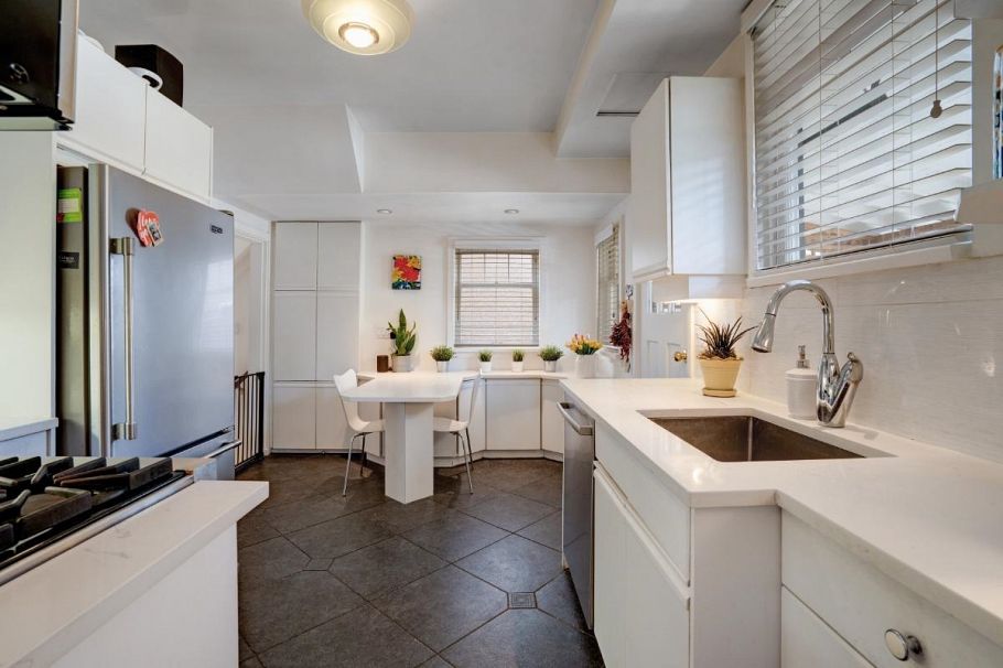 3771 W 31st Avenue Vancouver, BC - 6