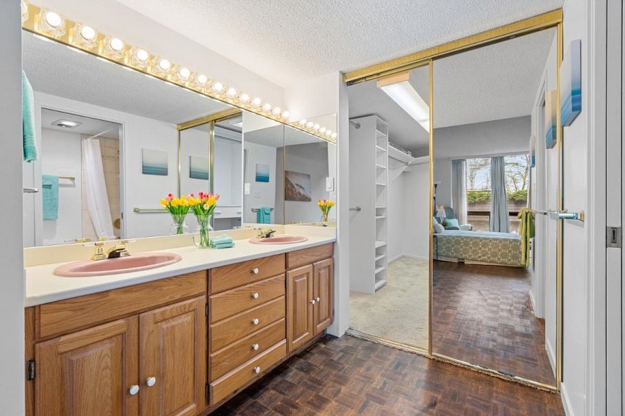 106 4900 Cartier Street Vancouver, BC - 16