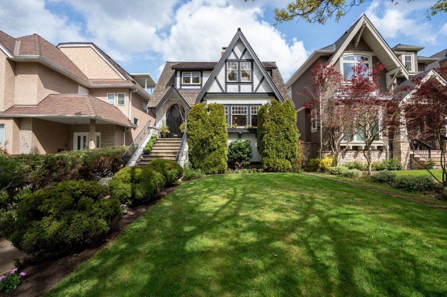 3771 W 31st Avenue Vancouver, BC - 30