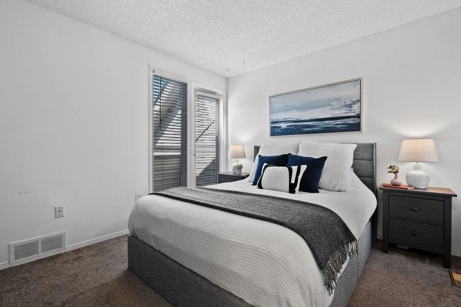 26 230 W 15th Street North Vancouver, BC - 19