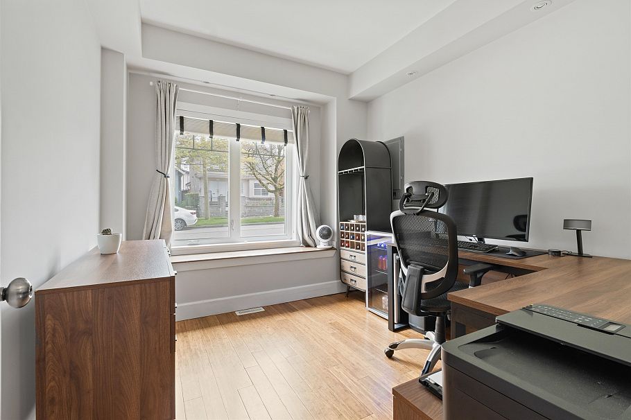 4103 Inverness Street Vancouver, BC - 10