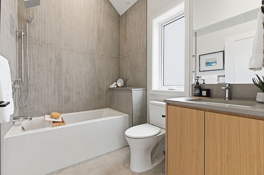 2 2091 E 20th Avenue Vancouver, BC - 23