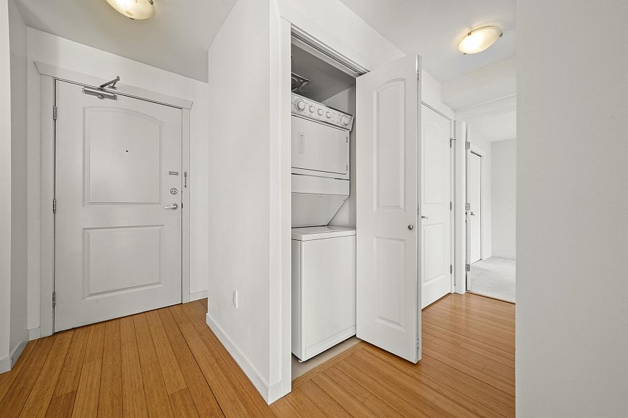 301 3575 Euclid Avenue Vancouver, BC - 16